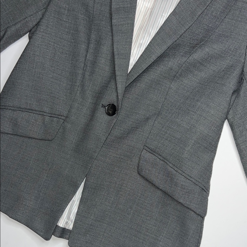 H&M Women’s Classic Gray Blazer size 12 - Picture 5 of 9